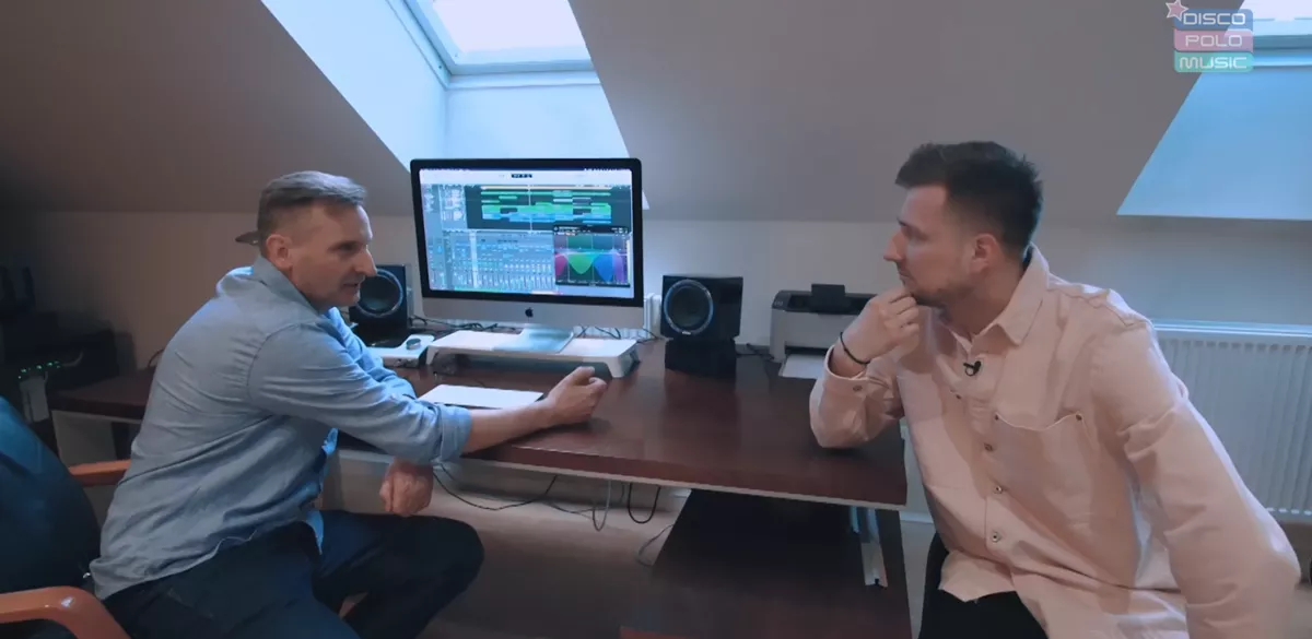 Co skrywa WIELKA posiadłość znanego muzyka disco polo? Robert Sasinowski Skaner pokazuje wnętrze swojego domu! 